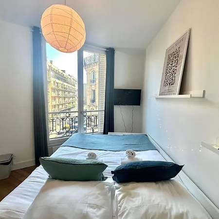 New 436 Keaton - Cosy Center