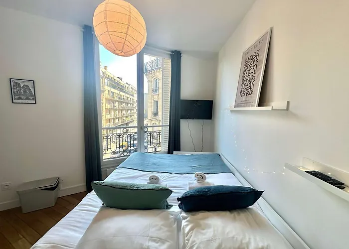 New 436 Keaton - Cosy Center